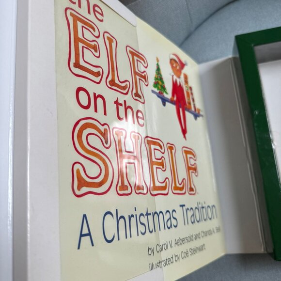 Elf on The Shelf A Christmas Tradition Blue-Eyed Boy Scout Elf & StoryBook - Picture 2 of 7